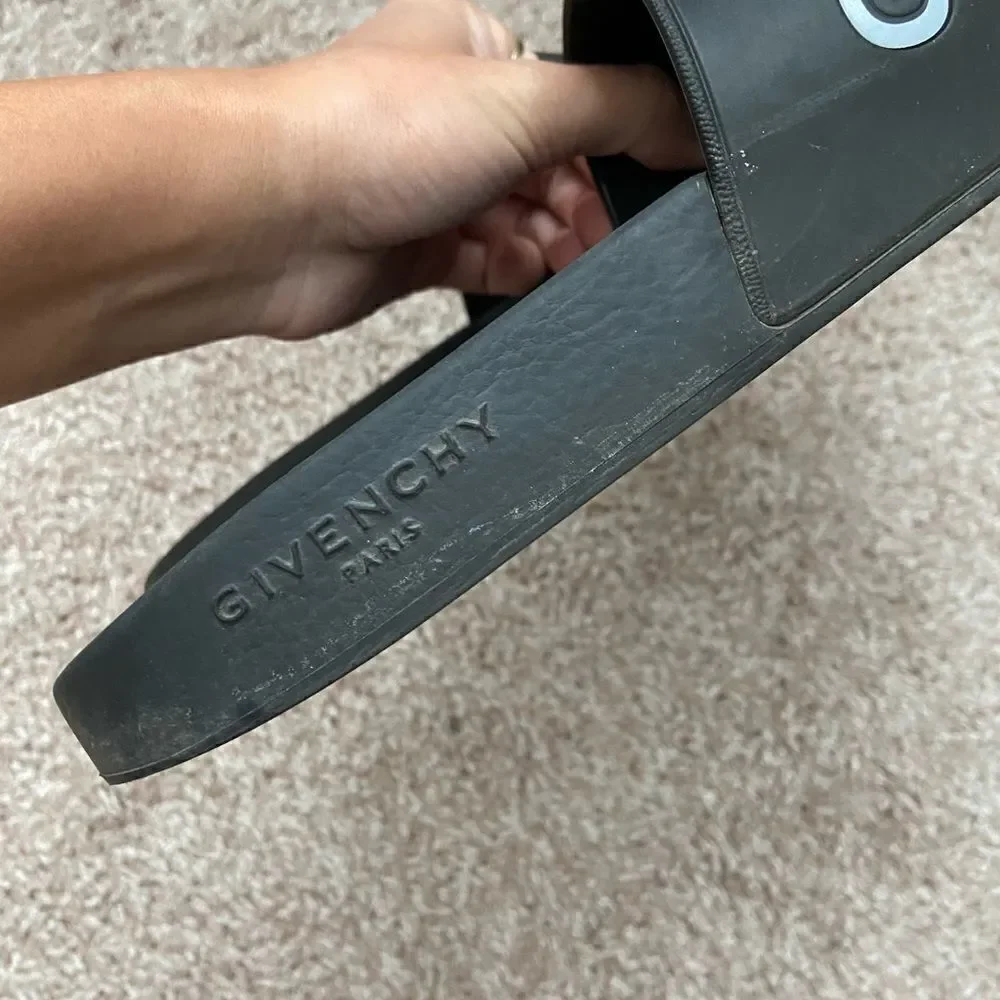 Men’s Givenchy Black Logo Slides
